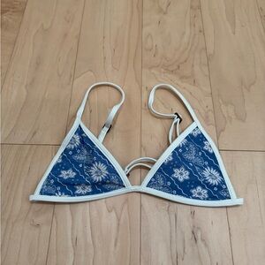 Acacia Baja piped top